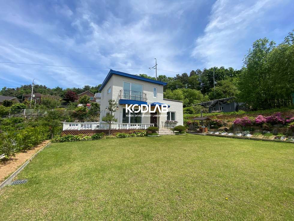 경기 양평군 강하면 전수리 ﻿벽 두께만 50cm!? 단열에 신경 써서 지은 직사각형 토지의 전원주택! 매매 매물번호 11088 사진 2