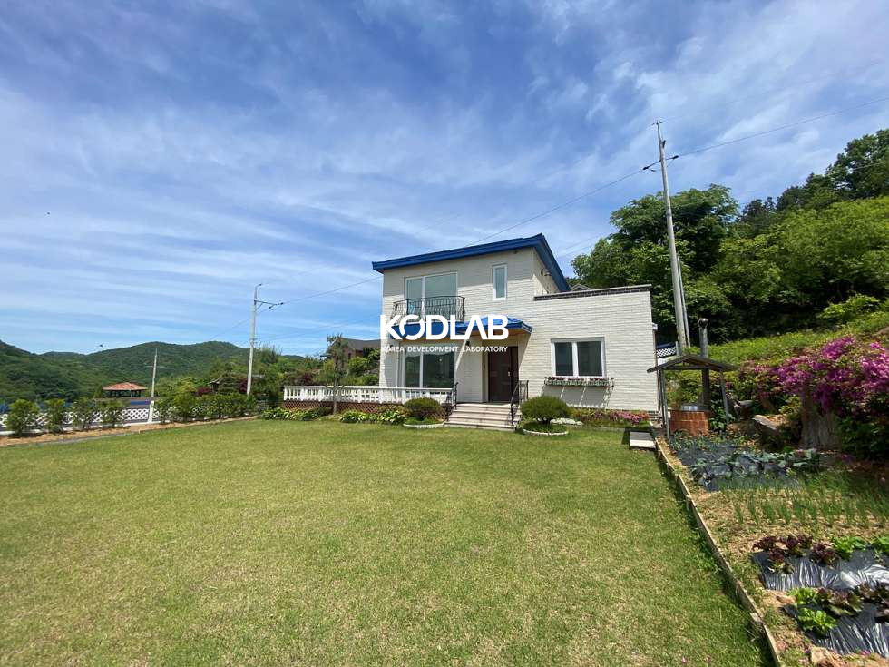 경기 양평군 강하면 전수리 ﻿벽 두께만 50cm!? 단열에 신경 써서 지은 직사각형 토지의 전원주택! 매매 매물번호 11088 사진 4