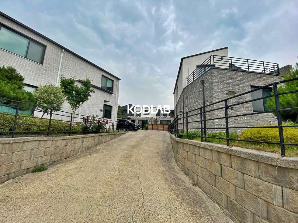 경기 양평군 양서면 국수리 국수역 도보거리에 위치한 타운하우스 내 전원주택 매매 매물번호 10496 사진 6