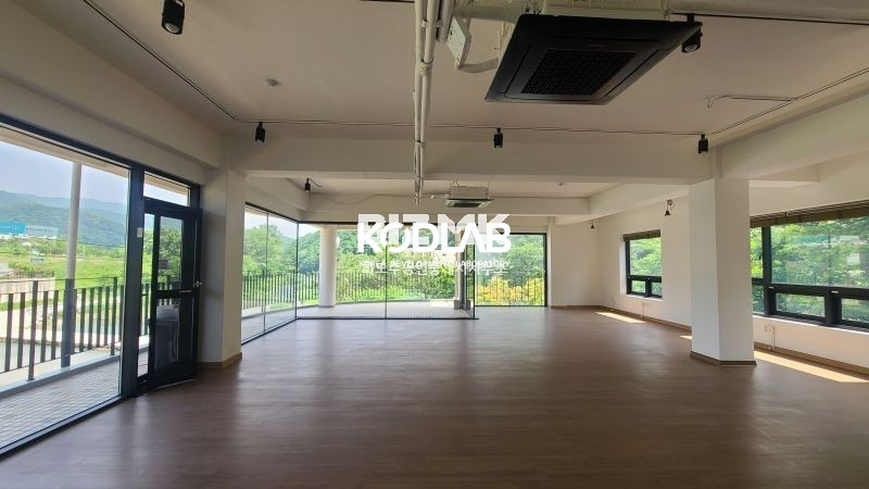 경기 남양주시 수동면 하천 조망의 감성카페 가능! 남양주 수동면 4층 단독건물 매매 매매 매물번호 12079 사진 11