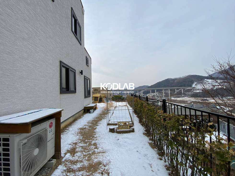 경기 양평군 양서면 증동리 내 집 옆에 바로 미니텃밭! 방 4개 욕실 3개 널찍한 전원주택/ 양서면 증동리 매매 매물번호 10958 사진 9