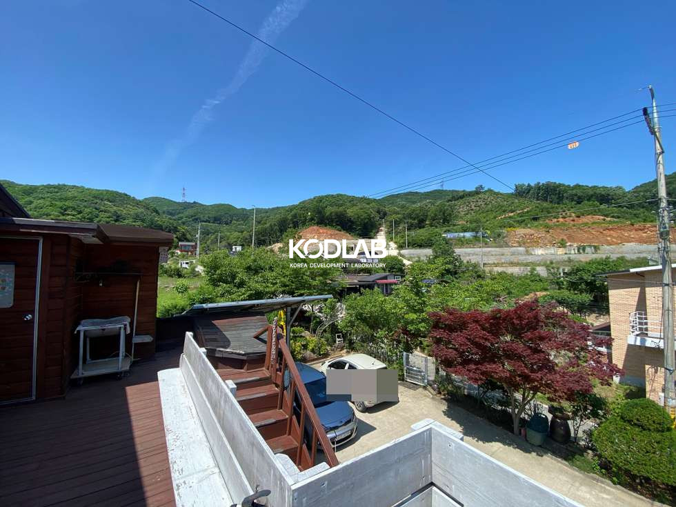 경기 양평군 강하면 동오리 마당관리가 잘 되어있고 펜션으로 사용하셨던 강하면 전원주택 매매 매물번호 11581 사진 2