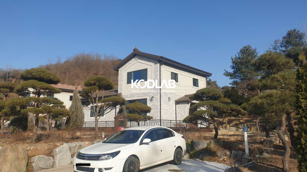 경기 양평군 개군면 앙덕리 깔끔한 구조, 쾌적한 진입로, 인접한 편의시설, 신축급 컨디션 전원주택 매매 매물번호 12141 사진 1