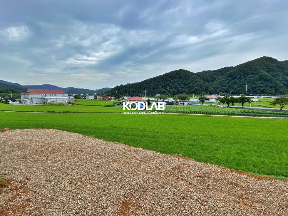경기 양평군 청운면 가현리 전원단지 내 확 트인 논 뷰, 창이 많아 환한 가현리 신축 철콘전원주택 전세 매물번호 12146 사진 4
