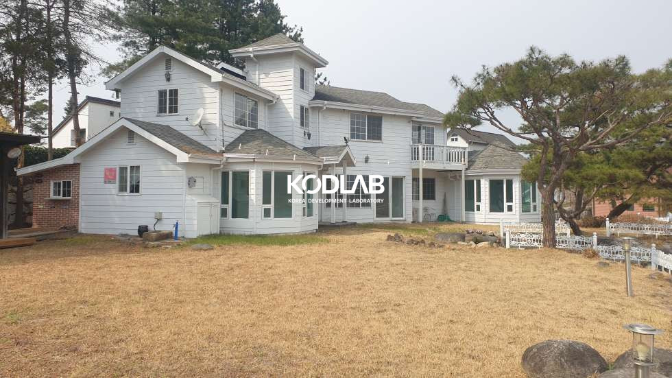 경기 양평군 강상면 교평리 남한강 조망 넓은 대지! 펜션으로 운영했던 전원주택 매매 매물번호 12152 사진 1
