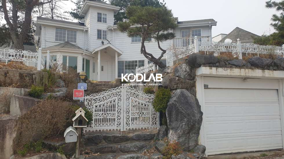 경기 양평군 강상면 교평리 남한강 조망 넓은 대지! 펜션으로 운영했던 전원주택 매매 매물번호 12152 사진 2