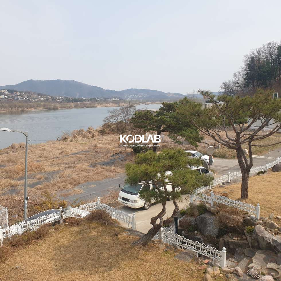 경기 양평군 강상면 교평리 남한강 조망 넓은 대지! 펜션으로 운영했던 전원주택 매매 매물번호 12152 사진 15