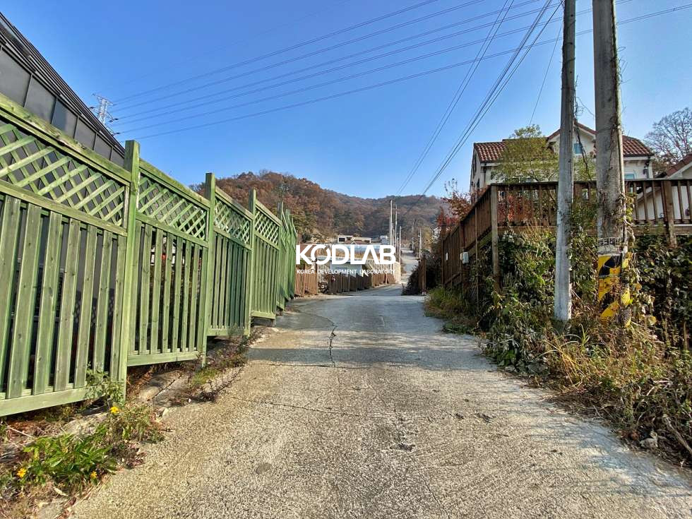 경기 이천시 대월면 대흥리 주변 단독주택 많은 평지의 토지, 분할매매 가능 매매 매물번호 10696 사진 3
