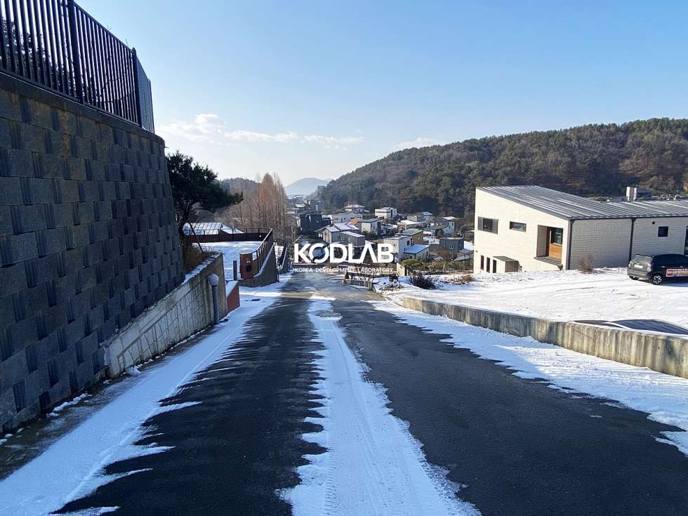 경기 양평군 지평면 월산리 개발된 전원주택 마을 내 위치한 200평 가량 전원주택지 매매 매물번호 10792 사진 4