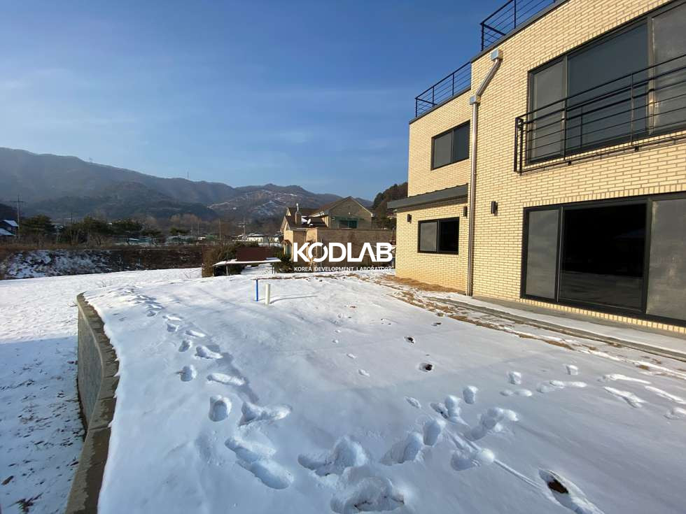 경기 양평군 옥천면 신복리 ﻿어딜 둘러봐도 산이 조망 되는 옥천면 신복리의 전원주택 매매 매물번호 10828 사진 3