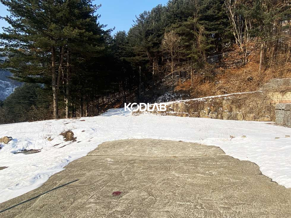 경기 양평군 용문면 신점리 용문 단지형 주택 필지, 깔끔하게 구획됐고 트인 산뷰가 보임, 영구조망권 매매 매물번호 10844 사진 1