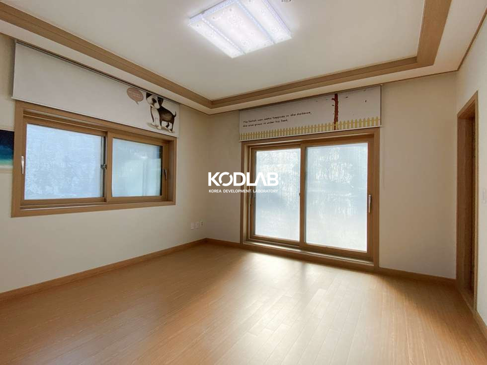 경기 광주시 퇴촌면 우산리 ﻿모든 공간이 넓게 되어있는 고급 전원주택! 볕이 잘 드는 집 매매 매물번호 10891 사진 13
