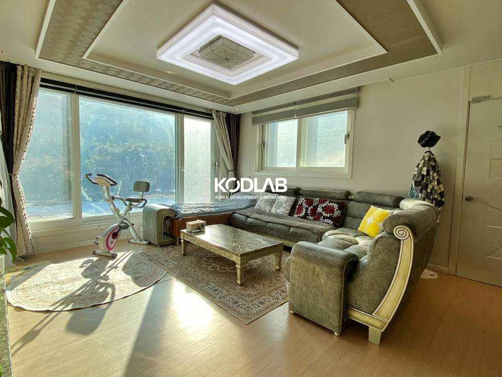 경기 광주시 퇴촌면 우산리 광주 퇴촌면 70평대 고급 전원주택, 트인전망에 계곡이 흐르는 위치 매매 매물번호 10881 사진 1