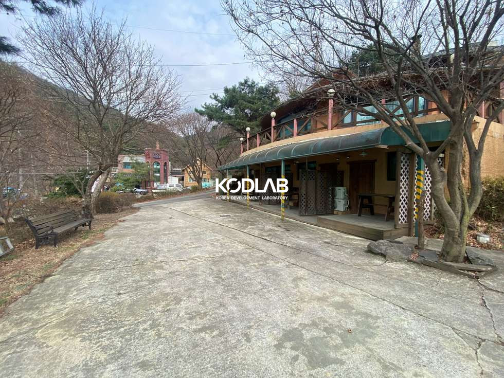 경기 양평군 옥천면 용천리 사나사 계곡앞 위치한 카페 운영중인 옥천면 펜션 매매 매물번호 11272 사진 29