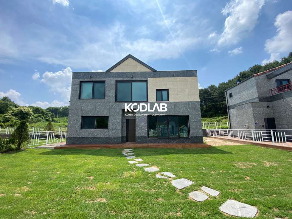 경기 양평군 청운면 용두리 2차선 도로와 100m 거리에 위치한 신축 전원주택 분양 매매 매물번호 11622 사진 1