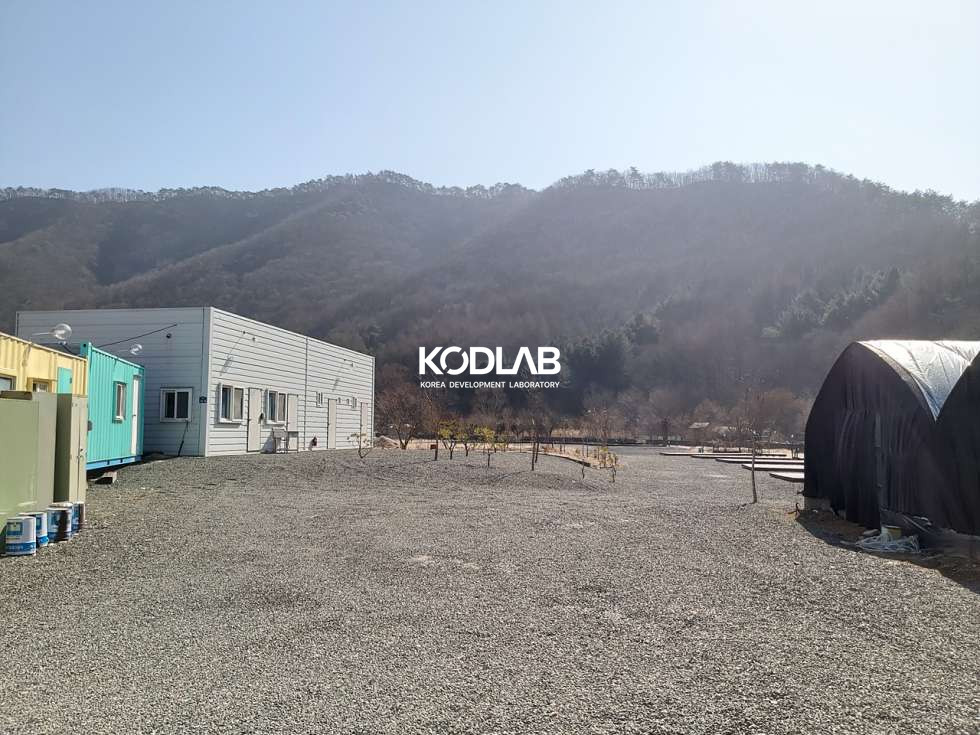 경기 양평군 청운면 2차선 도로와 가까우며 성업중인 캠핑장 토지 및 펜션 건물 매매 매물번호 11646 사진 1