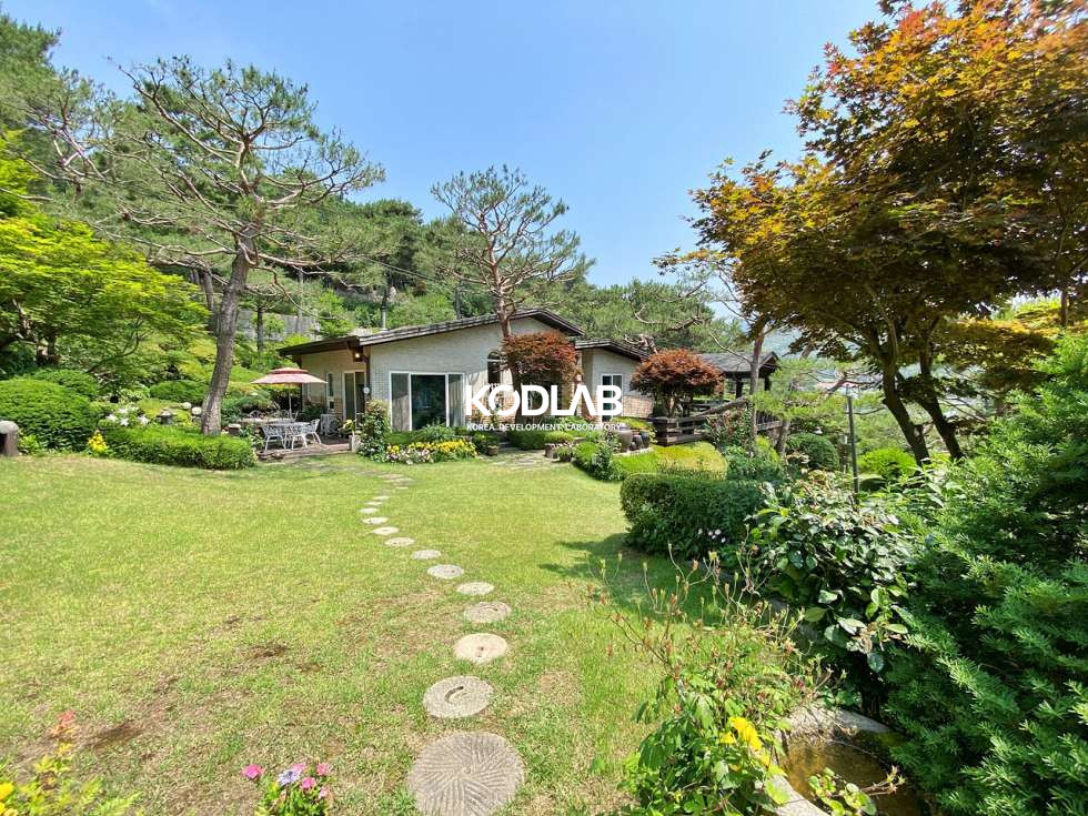 경기 양평군 지평면 월산리 주택에 연못이 있으며 대지만 560평의 지평 전원주택 매매 매물번호 11655 사진 7