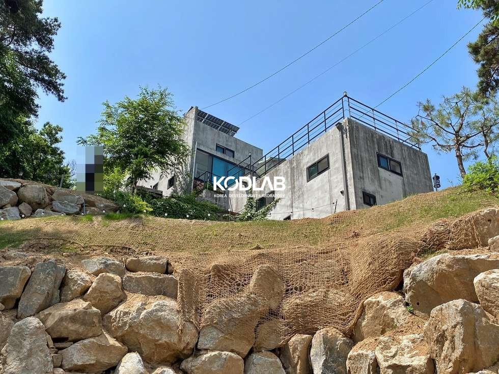 경기 양평군 용문면 조현리 개성넘치는 구조의 두 동 알관 매매하는 멋진 용문 전원주택 매매 매물번호 11569 사진 6
