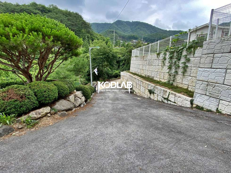 경기 양평군 용문면 연수리 계곡 접하였으며 지방도 인접한 용문 전원주택 매매 매물번호 11393 사진 3