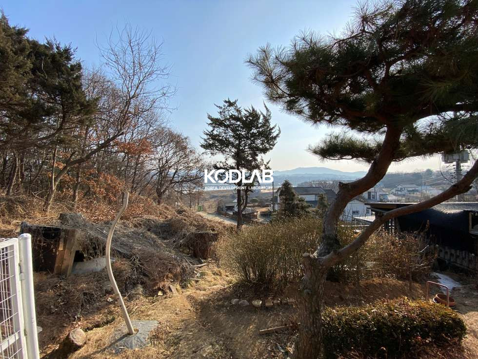 경기 양평군 강상면 교평리 ﻿마을 안쪽에 위치한 터가 정말 좋은 고급 전원주택! 매매 매물번호 11048 사진 18