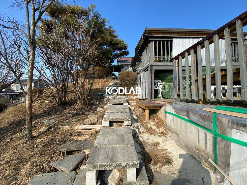 경기 양평군 강상면 교평리 ﻿마을 안쪽에 위치한 터가 정말 좋은 고급 전원주택! 매매 매물번호 11048 사진 28