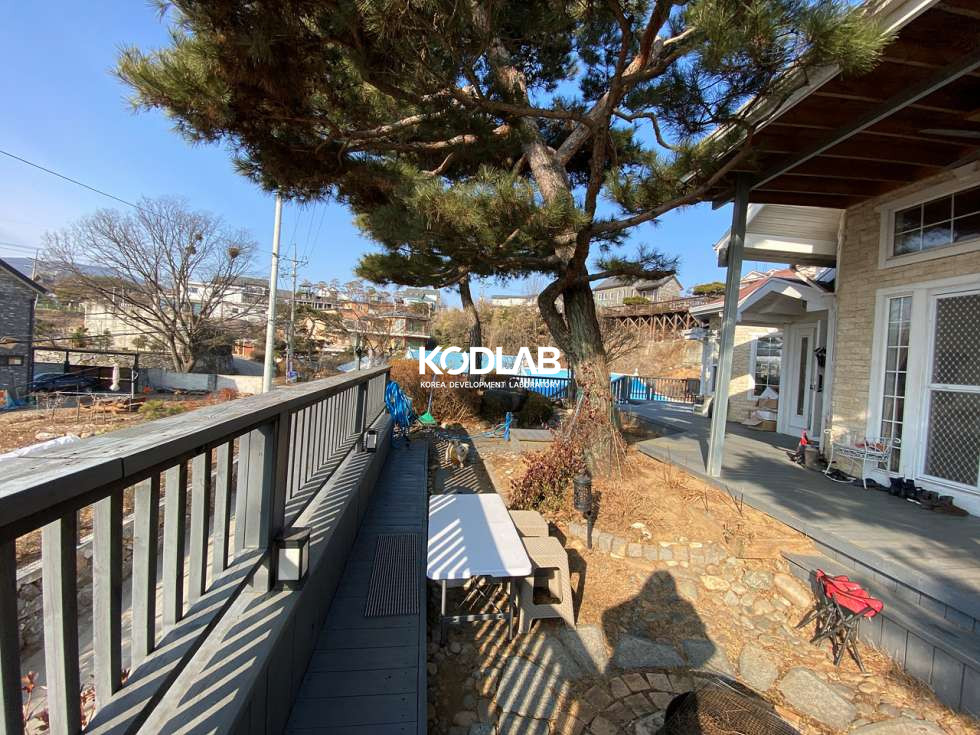 경기 양평군 강상면 교평리 ﻿마을 안쪽에 위치한 터가 정말 좋은 고급 전원주택! 매매 매물번호 11048 사진 34
