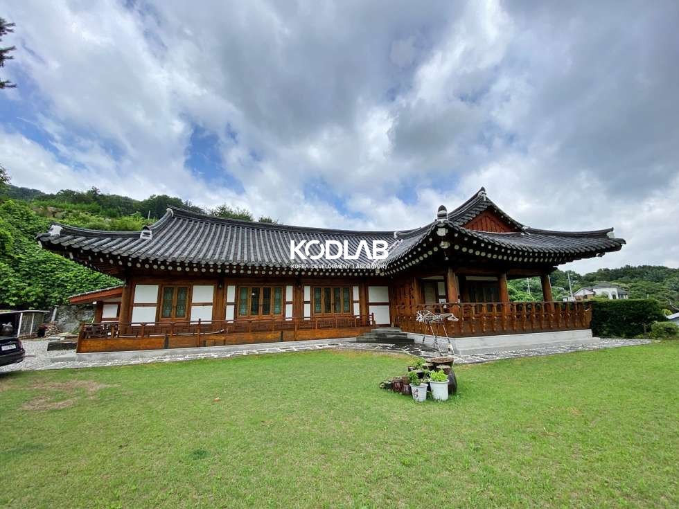 경기 양평군 강하면 성덕리 강하면 성덕리 널찍한 툇마루와 다과실까지 제대로인 한옥주택 매매 매물번호 11795 사진 1
