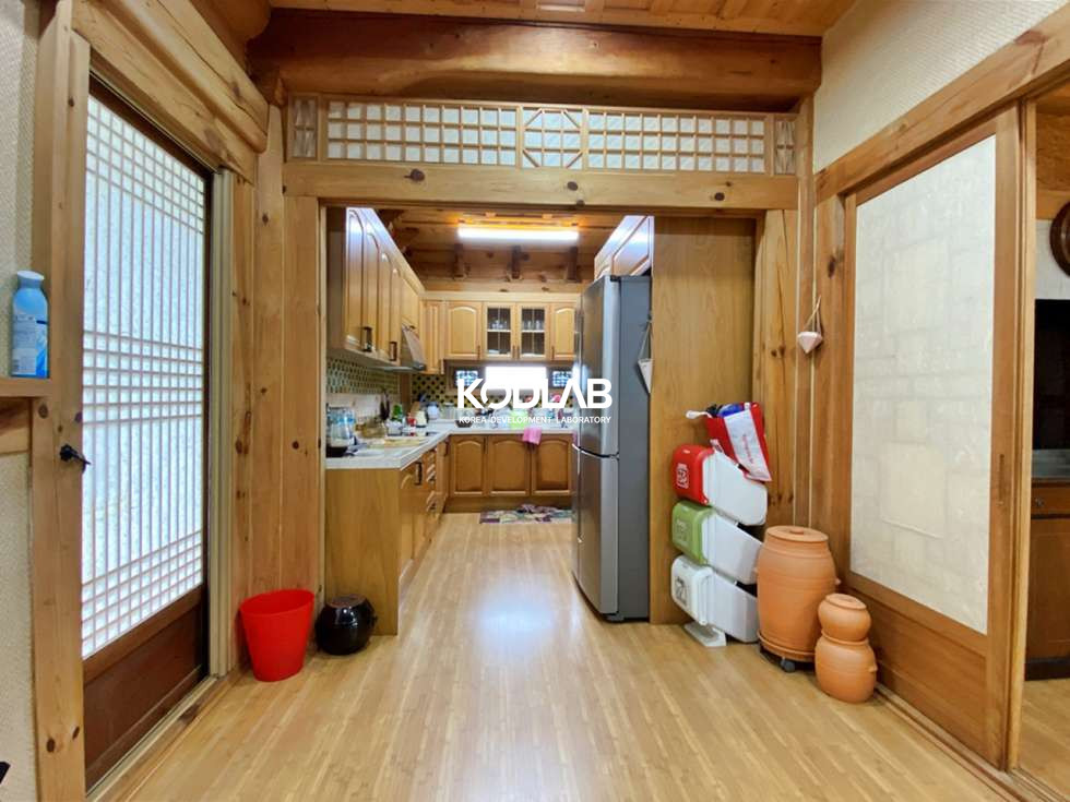 경기 양평군 강하면 성덕리 강하면 성덕리 널찍한 툇마루와 다과실까지 제대로인 한옥주택 매매 매물번호 11795 사진 13