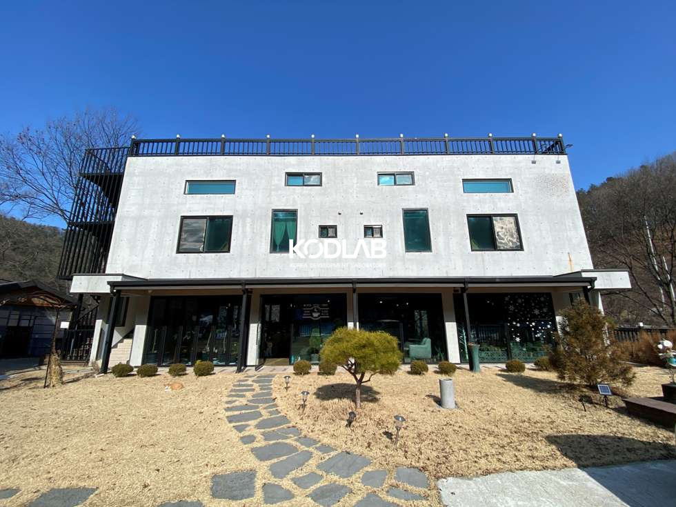 경기 양평군 서종면 서후리 서종면 커피숍+ 펜션, 인근 캠핑장이 있는 위치, 건물 총 두채 매매 매물번호 11000 사진 2