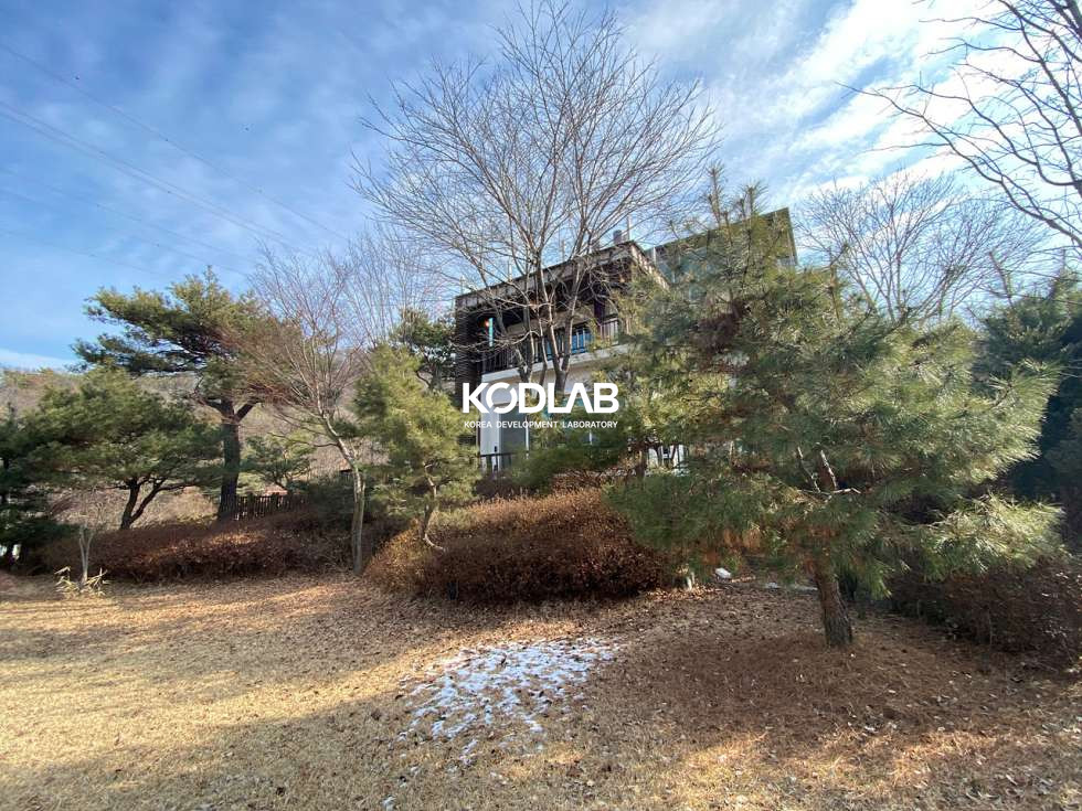 경기 양평군 서종면 문호리 내부 수리는 필요하지만, 북한강이 조망되는 대저택 매매 매물번호 10991 사진 7