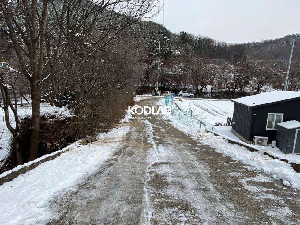 경기 양평군 용문면 덕촌리 영구조망권 주차박스가 설치되어 있는 조용한 전원주택단지의 토지 매매 매물번호 10911 사진 7