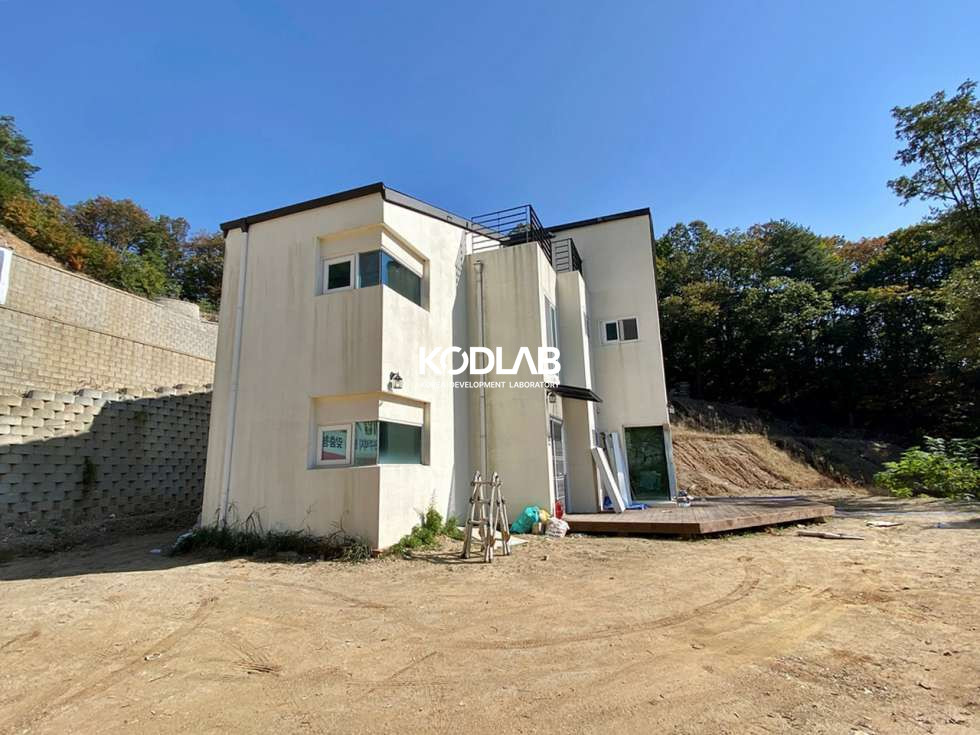 경기 양평군 양서면 신원리 남한강과 산이 보이는 뻥뷰, 파노라마식 창호 설비된 리모델링 전원주택 매매 매물번호 10653 사진 4