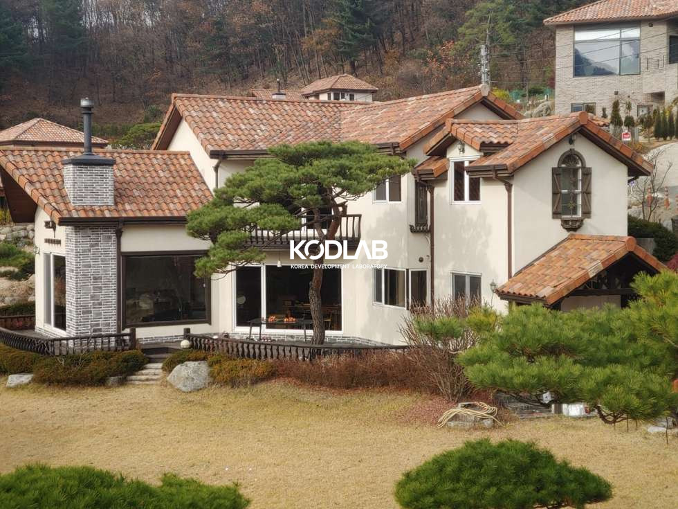 경기 양평군 서종면 명달리 집 앞마당에 1억원 소나무가?! 넓고 탁 트인 조망의 서종면 고급 전원주택 매매 매물번호 10676 사진 27