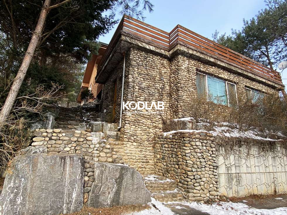 경기 광주시 남종면 수청리 경기 광주 단층 전원주택, 고풍스러운 거실 매매 매물번호 10840 사진 10