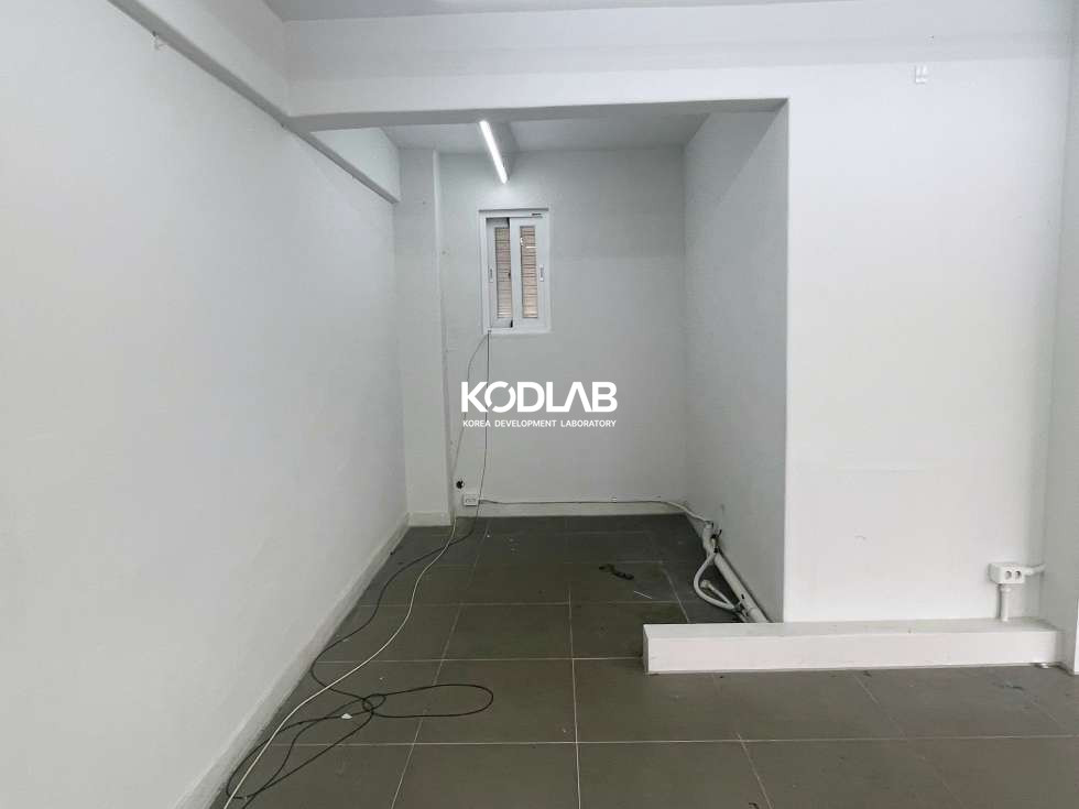 서울 동대문구 전농동 이면도로 코너위치에 전기/바닥/페인트공사까지 완료된 상가! 월세 매물번호 11922 사진 6