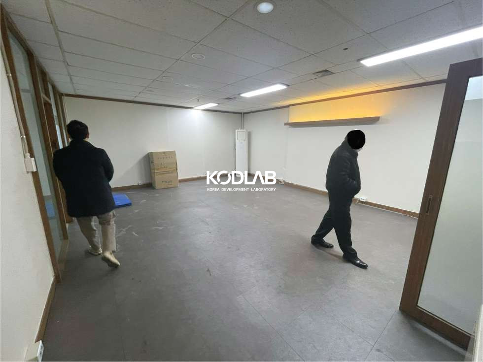 서울 강남구 논현동 신사역, 논현역 도보5분 초역세권 사무실 및 창고로 활용도 최고인 곳!! 월세 매물번호 11925 사진 2