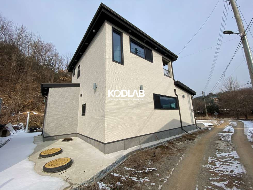 경기 양평군 옥천면 신복리 ﻿ ﻿시멘트 마당을 가진 전원주택! 포인트 핑크 타일의 산뜻한 주방까지! / 옥천면 신복리 매매 매물번호 10945 사진 14
