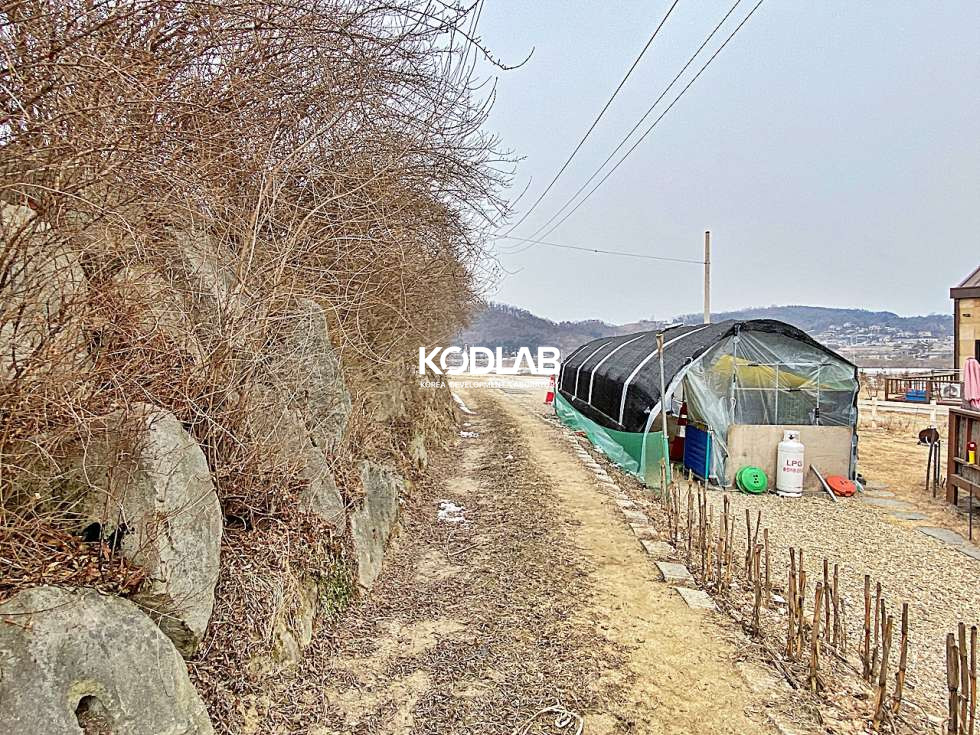 경기 양평군 개군면 석장리 조용한 마을에 위치해있는 석장리 전원주택 매매 매물번호 11496 사진 3